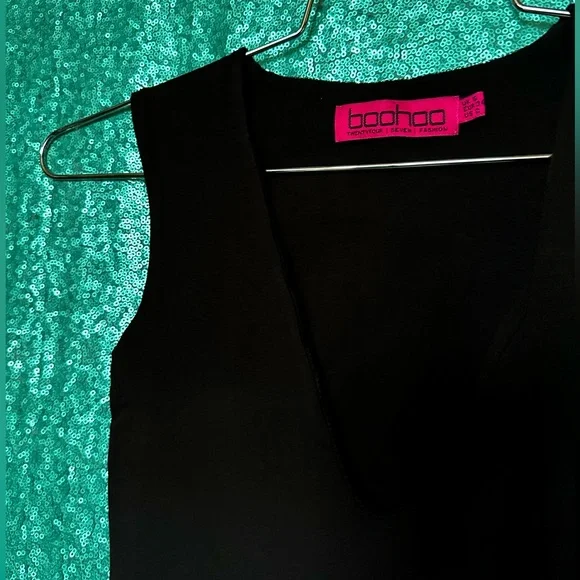 Boohoo Little Black Dress / Plunge Neck Bodycon Midi Dress for ladies size 2 - Picture 6 of 12